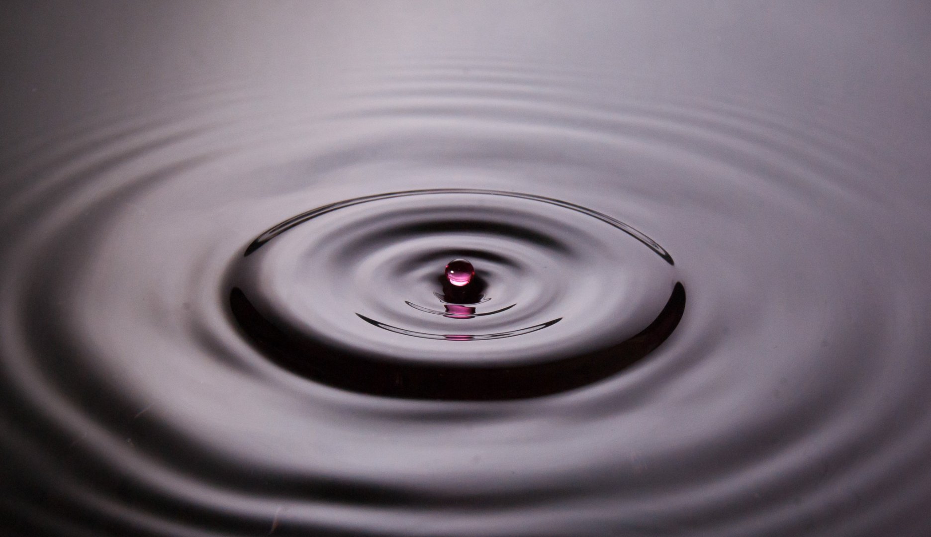 Color Water Drops - Free wallpaper download